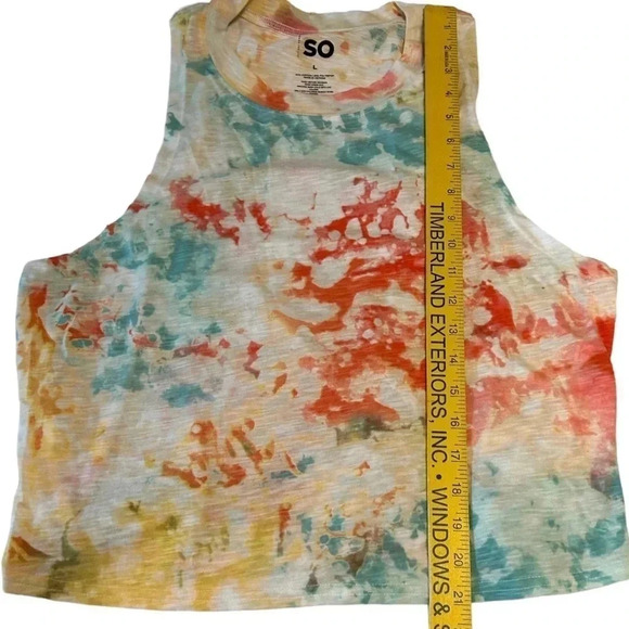 SO Juniors’ Tank Top Cropped High Neck in a Peach Tie Dye. Size Large. NWT - Picture 6 of 6